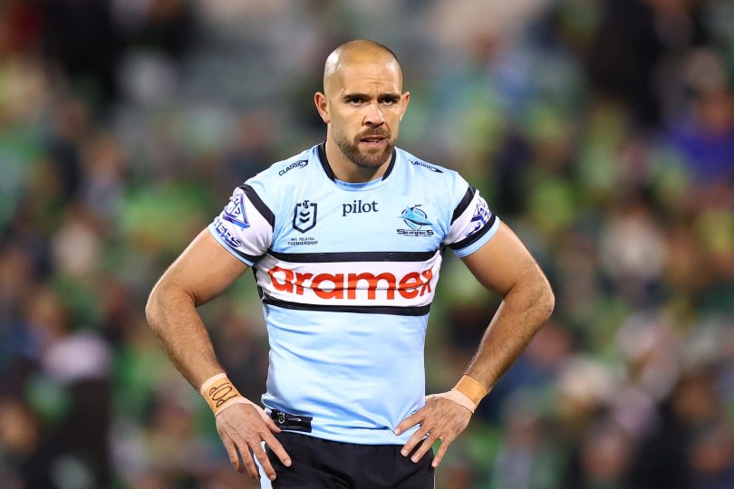 NRL Star Explores Move to Super League