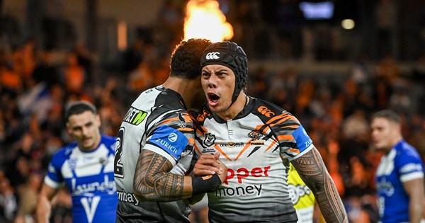 Tigers Topple Bulldogs in Close Contest