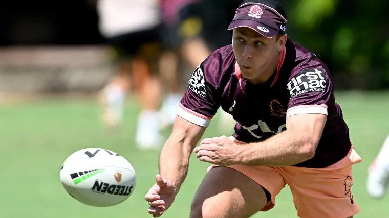 Walters' Contract Secures Stability Amid Broncos' Season Struggles