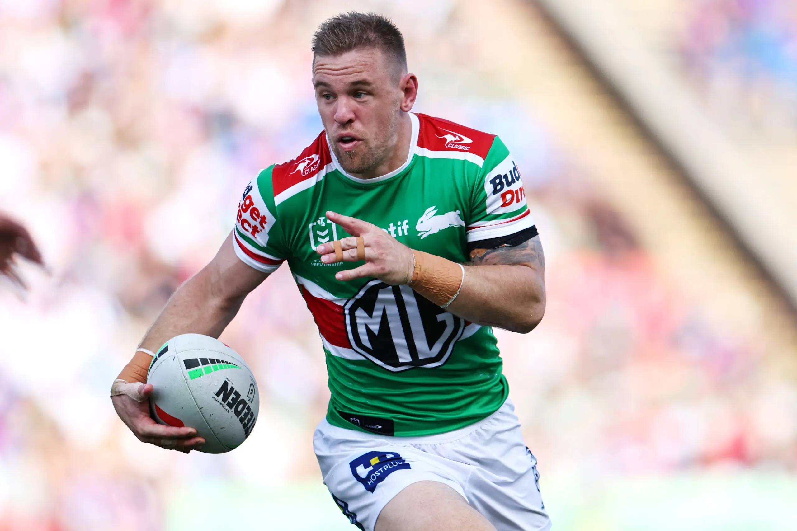 NEWCASTLE, AUSTRALIA - MAY 03: Matthew Dufty of the Rabbitohs runs the ball during the round nine NRL match between Newcastle Knights and South Sydney Rabbitohs at McDonald Jones Stadium, on May 03, 2026, in Newcastle, Australia. (Photo by Jeremy Ng/Getty Images)